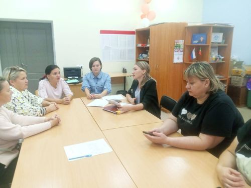 В Нурлатской школе №8 учеников и родителей научили противостоять буллингу