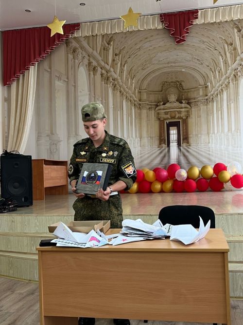 Встреча с защитником Отечества: военнослужащий Игорь рассказал школьникам о службе и патриотизме