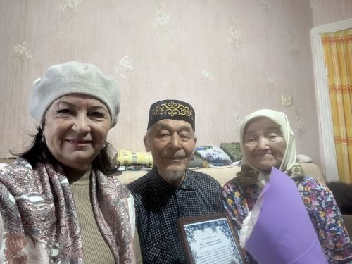 Газиз Каюмович Зарипов из Нурлата отмечает 90-летний юбилей