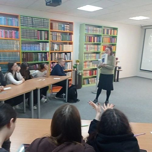 Пушкинская карта и креатив: нурлатские студенты сразились за звание лучших в библиотечном баттле