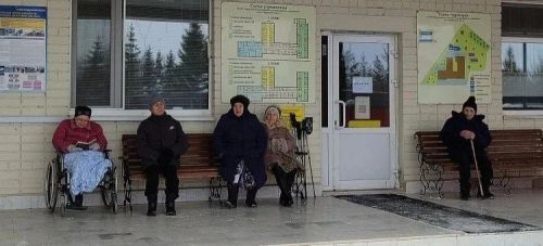 Зимняя сказка для души: как нурлатские пенсионеры покоряют морозные прогулки