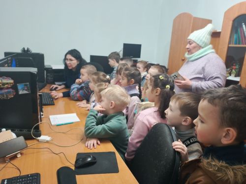 Главный редактор, оператор, диктор: воспитанники «Белочки» примерили медийные профессии