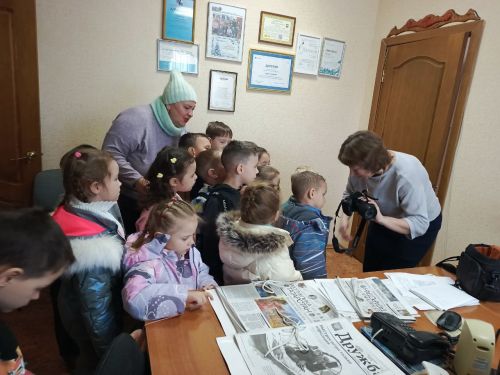 Главный редактор, оператор, диктор: воспитанники «Белочки» примерили медийные профессии