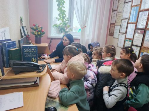 Главный редактор, оператор, диктор: воспитанники «Белочки» примерили медийные профессии