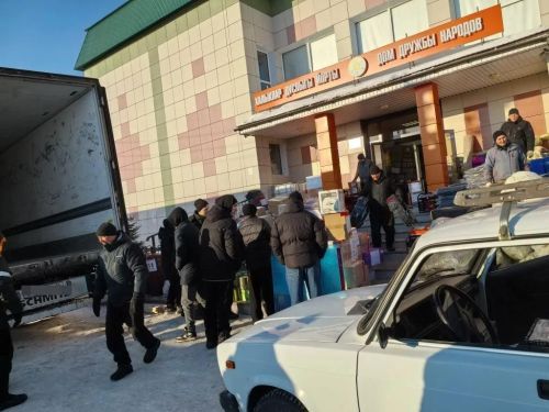 Нурлатские школьники отправили окопные свечи и посылки бойцам