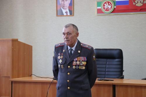 Студенческий десант в Нурлатском отделе полиции: будущие аграрии познакомились со службой в МВД
