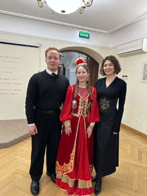 Гордость Нурлата: Айгуль Ахметзянова достойно выступила в полуфинале конкурса «Татар кызы»