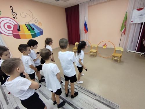 «Мы — пожарные!»: В детском саду «Росинка» прошло спортивно-игровое мероприятие по пожарной безопасности