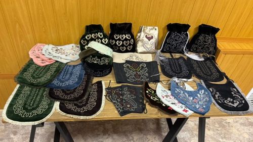 В Доме дружбы народов представили выставку ручных работ нурлатской мастерицы