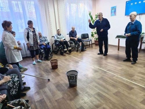 В Нурлатском доме-интернате прошли спортивные состязания для старшего поколения