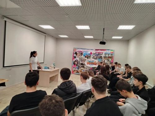 Интерактив в «Мирасе»: в клубе прошла честная встреча о ВИЧ