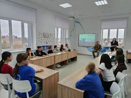 В Нурлате прошел патриотический праздник «Отец — опора Отчизны»