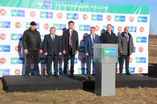 В деревню Черное Озеро Нурлатского района пришел долгожданный газ