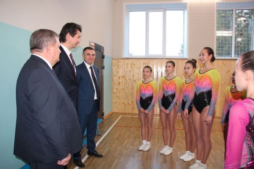 Председатель Госсовета РТ посетил школу №4 в Нурлате и побывал в селе Новое Иглайкино
