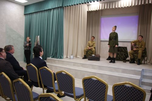 Председатель Госсовета РТ посетил школу №4 в Нурлате и побывал в селе Новое Иглайкино
