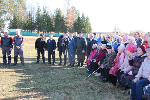 В деревню Черное Озеро Нурлатского района пришел долгожданный газ