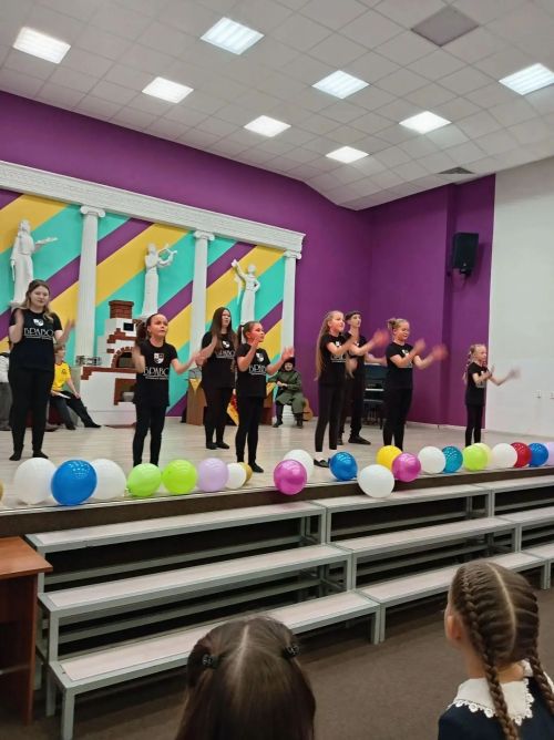 В Нурлатской школе искусств «Сэлэт» первоклассников посвятили в юные артисты