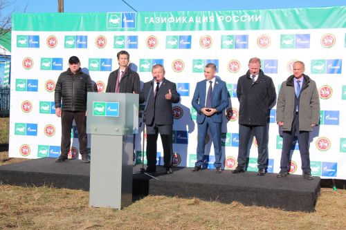 В деревню Черное Озеро Нурлатского района пришел долгожданный газ