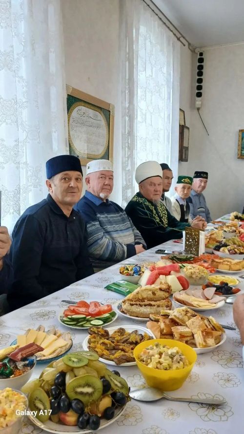 В Новой Амзе отметили 35-летие со дня основания мечети