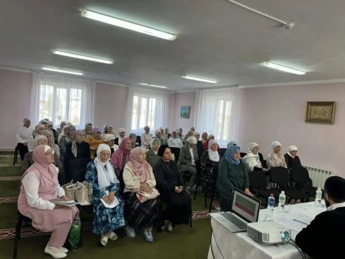В Нурлате педагоги и духовенство обсудили нормы нравственности