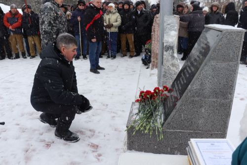 В Нурлате почтили память воинов-интернационалистов