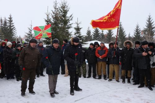 В Нурлате почтили память воинов-интернационалистов