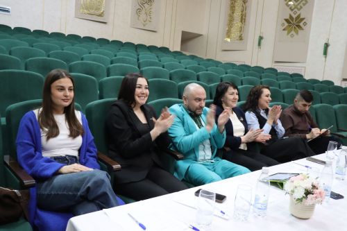 Смех, драйв и чистый задор: в Нурлате выбрали лучшие команды КВН