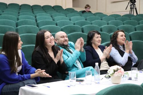 Смех, драйв и чистый задор: в Нурлате выбрали лучшие команды КВН
