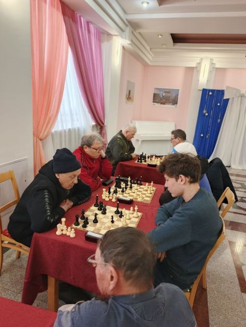 Михаил Безруков стал чемпионом Нурлата по шахматам