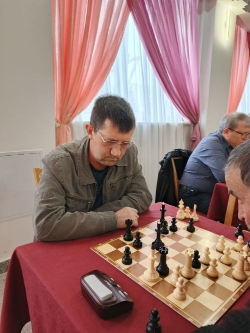 Михаил Безруков стал чемпионом Нурлата по шахматам