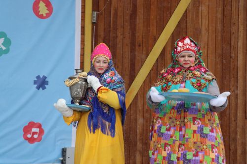 В Нурлате с размахом проводили зиму: блины, хороводы и парад «Весны-чудесницы»