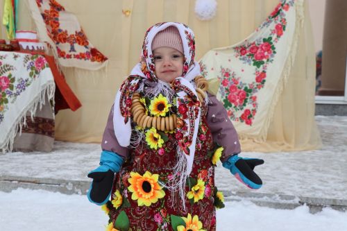 В Нурлате с размахом проводили зиму: блины, хороводы и парад «Весны-чудесницы»