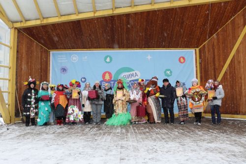 В Нурлате с размахом проводили зиму: блины, хороводы и парад «Весны-чудесницы»