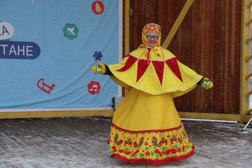 В Нурлате с размахом проводили зиму: блины, хороводы и парад «Весны-чудесницы»