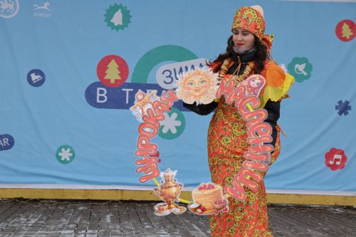 В Нурлате с размахом проводили зиму: блины, хороводы и парад «Весны-чудесницы»