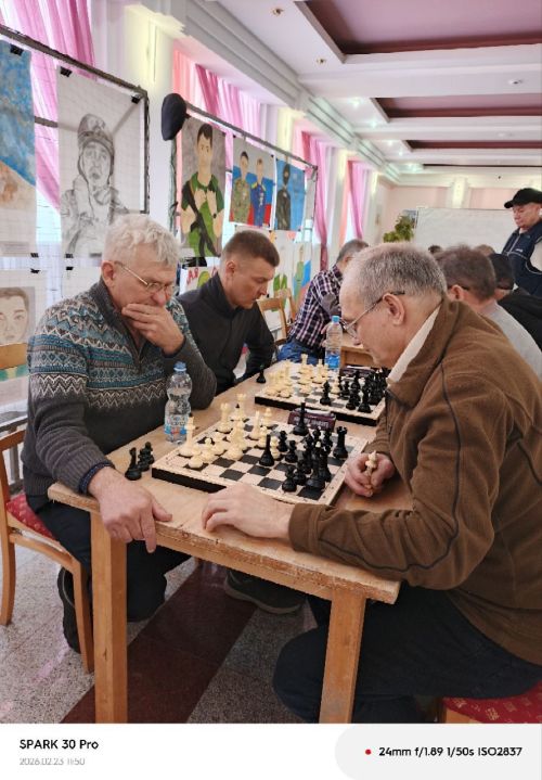 В Нурлате определились сильнейшие в шахматах и шашках среди защитников