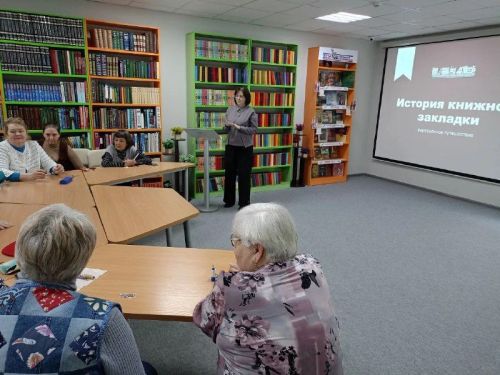 Участницы клуба «Веста» освоили «Магию стежка» в центральной библиотеке