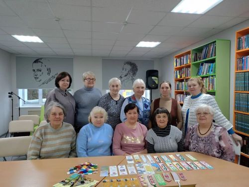 Участницы клуба «Веста» освоили «Магию стежка» в центральной библиотеке
