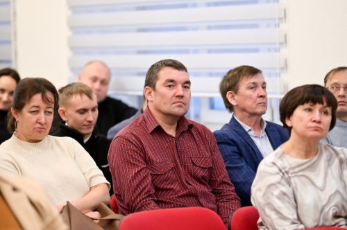 В Нурлате состоялась встреча председателя Татнефть Профсоюза Рифдара Хамадьярова с профактивом