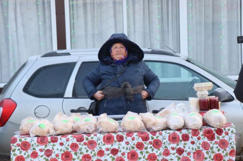 Первая сельскохозяйственная ярмарка в Нурлате собрала сотни горожан