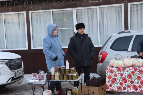 Первая сельскохозяйственная ярмарка в Нурлате собрала сотни горожан