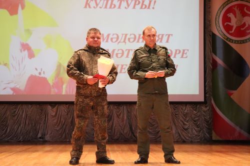 Свет творческих сердец: в Нурлате чествовали работников культуры