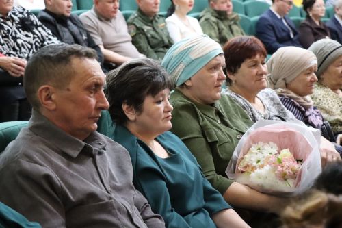 Свет творческих сердец: в Нурлате чествовали работников культуры