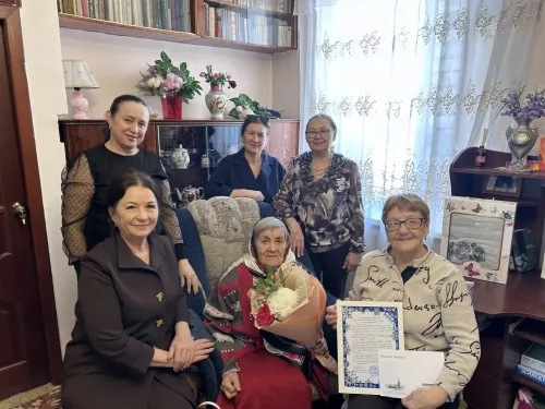 Хроника стойкости и света: В Нурлате чествуют 95-летнего юбиляра Евгению Федоровну Белову