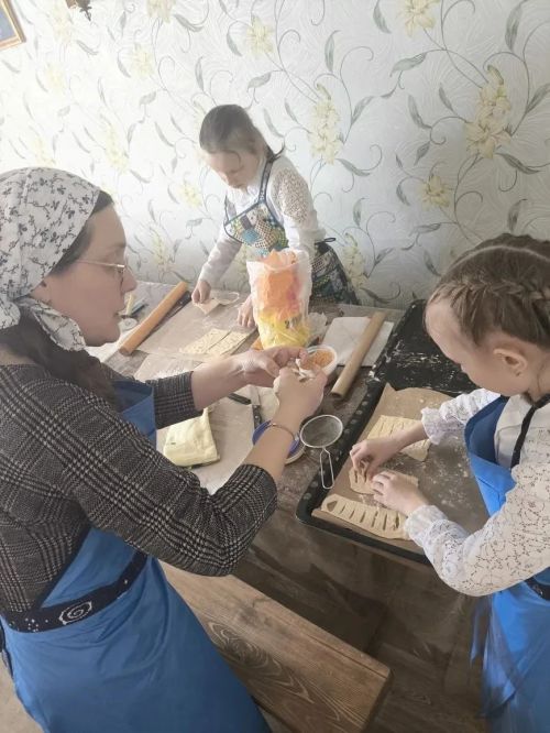 В «Ильинском росточке» готовятся к Пасхе и осваивают «Лествицу»
