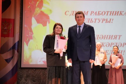 Свет творческих сердец: в Нурлате чествовали работников культуры