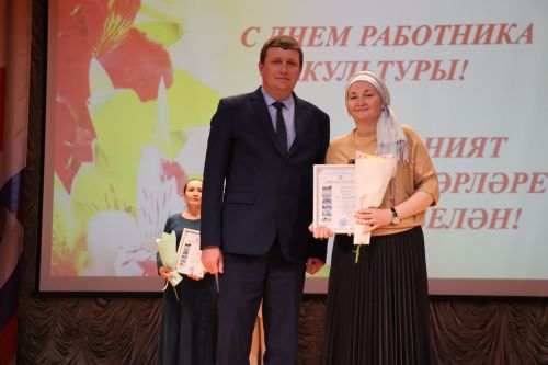 Свет творческих сердец: в Нурлате чествовали работников культуры