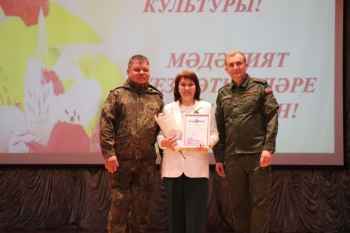 Свет творческих сердец: в Нурлате чествовали работников культуры