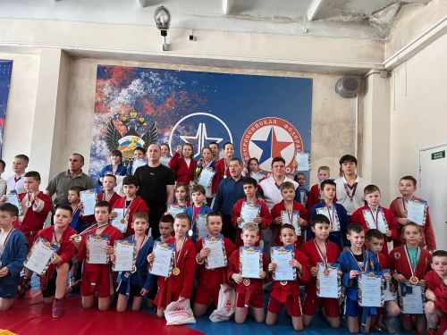 Юные самбисты из Нурлата завоевали награды на фестивале в Димитровграде