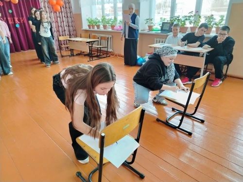 В Ново-Иглайкинской школе прошел конкурс «А ну-ка, девушки!», посвященный 8 Марта